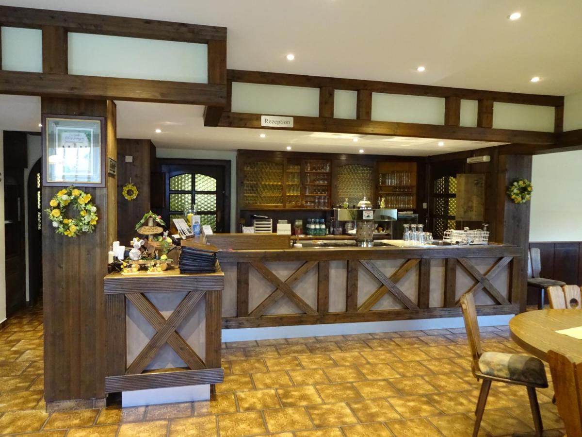 嘎斯霍夫祖姆罗斯酒店 韦特海姆 外观 照片